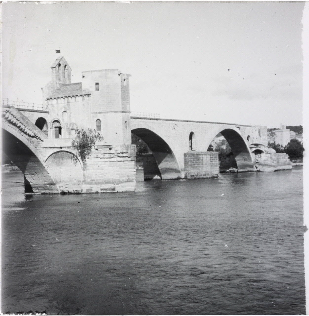 photographie Avignon. Le célèbre pont Ph.2011.00.10.1 Photo