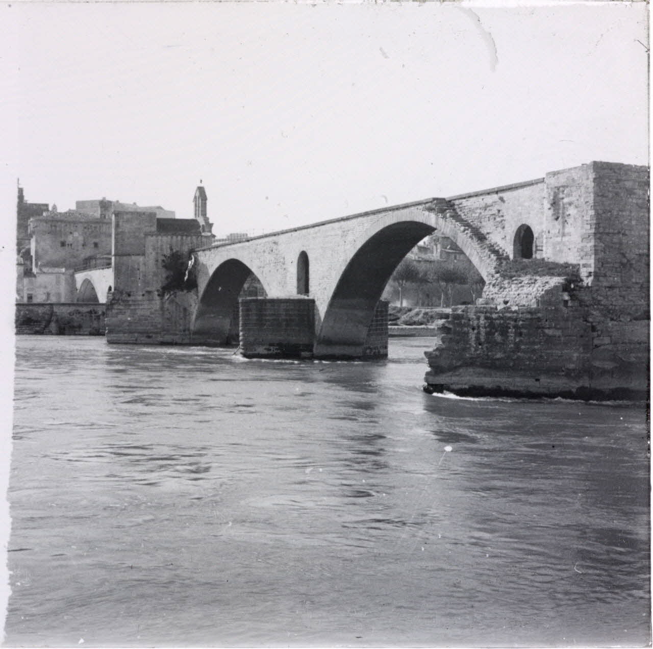 photographie Avignon. Le célèbre pont Ph.2011.00.10.2 Photo