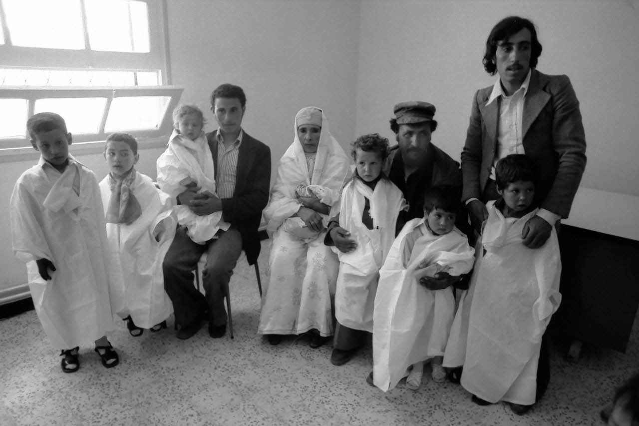 Alain Leloup tirage photographique Circoncision Algérie 1979 2018.94.1.9 Photo Collection Mucem  Alain Leloup