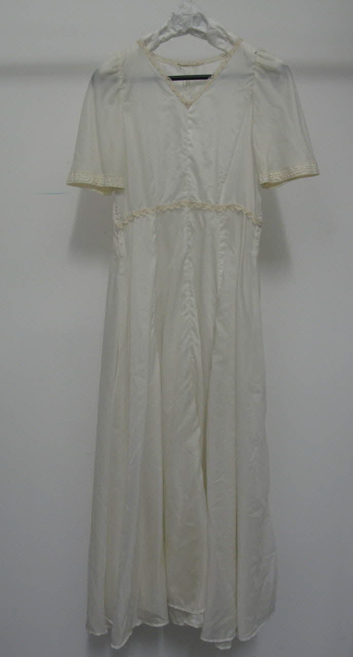 dessous de robe Normandie, France 1947 2001.46.1 Photo Mucem