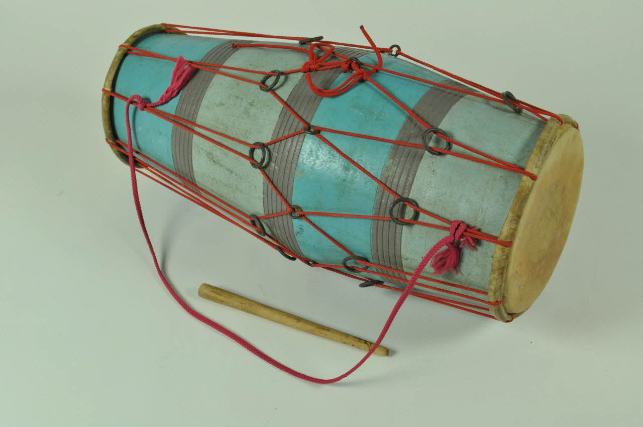 Comité Henry Sidambarom tambour matalon Guadeloupe, France 1998 1998.39.2.1-2 Photo Mucem