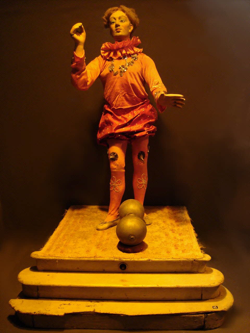 Roullet Decamps automate mécanique Grand Hercule Ile-de-France, France 1900 1985.25.162 Photo Mucem / cliché : Souillac, musée de l'automate