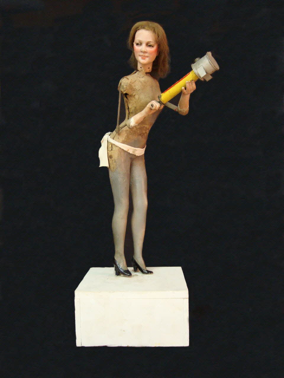 Roullet Decamps automate électrique Femme - Publicité Vitoxy Ile-de-France, France 1930 1985.25.177 Photo Mucem / cliché : Souillac, musée de l'automate