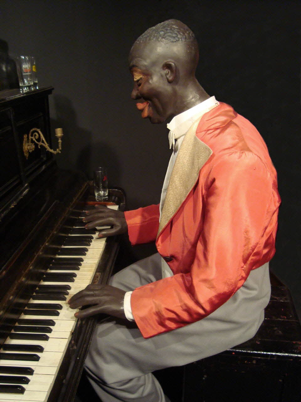 Roullet Decamps automate électrique Pianiste - Jazz Band Île-de-France, France 1918-1922 1985.25.208 Photo Mucem / cliché : Souillac, musée de l'automate