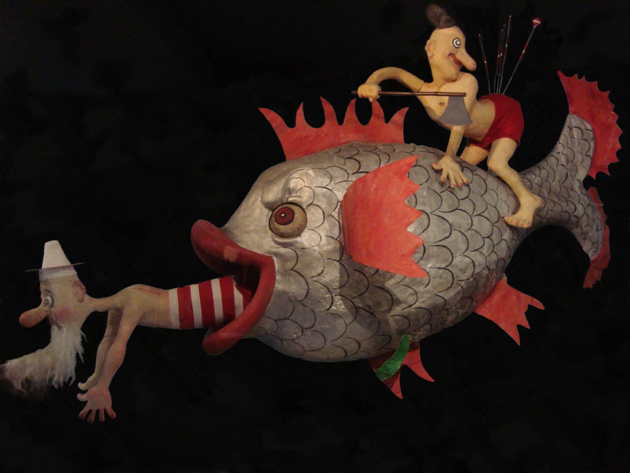 Roullet Decamps automate électrique Deux nageurs et un poisson - Pêche sous-marine Ile-de-France, France 1948 1985.25.214 Photo Mucem / cliché : Souillac, musée de l'automate