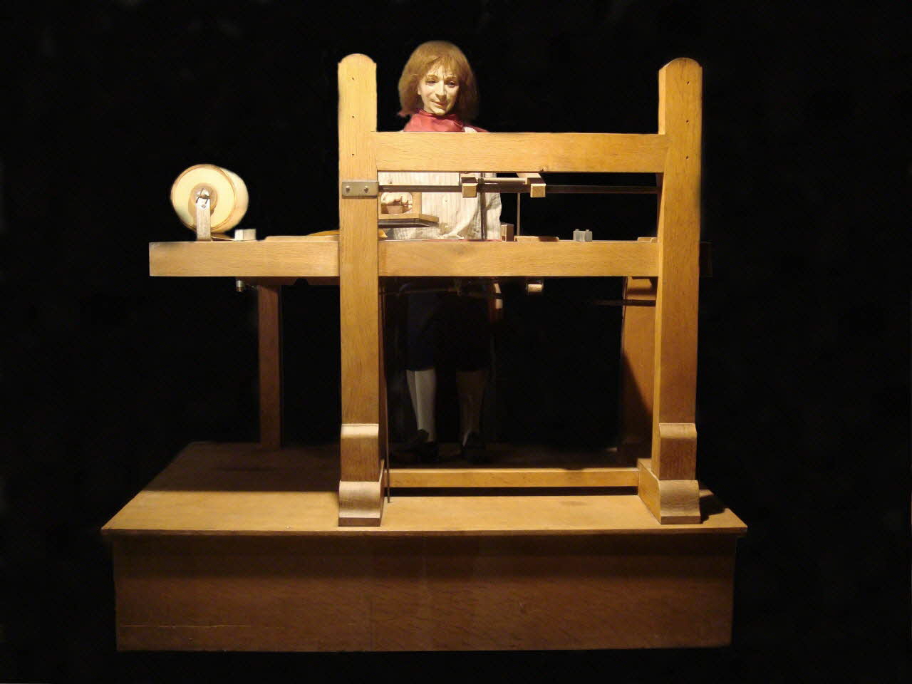 Cosette Decamps-Bellancourt automate électrique Imprimeur Ile-de-France, France 1960 1985.25.226 Photo Mucem / cliché : Souillac, musée de l'automate
