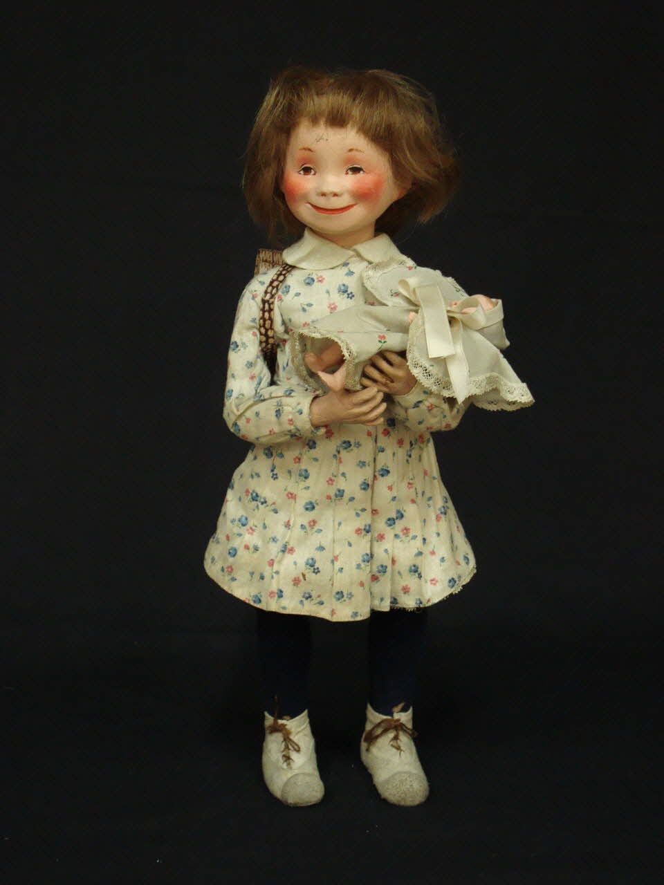 Roullet Decamps automate mécanique Poupée dandinante tata Ile-de-France, France 1930 1985.25.46 Photo Mucem / cliché : Souillac, musée de l'automate