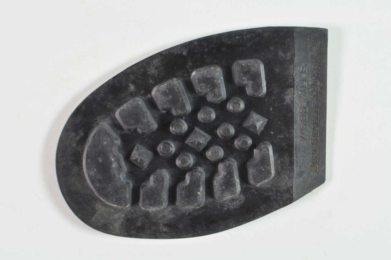 SEMELLE 1998.62.19.2.2 Photo Mucem