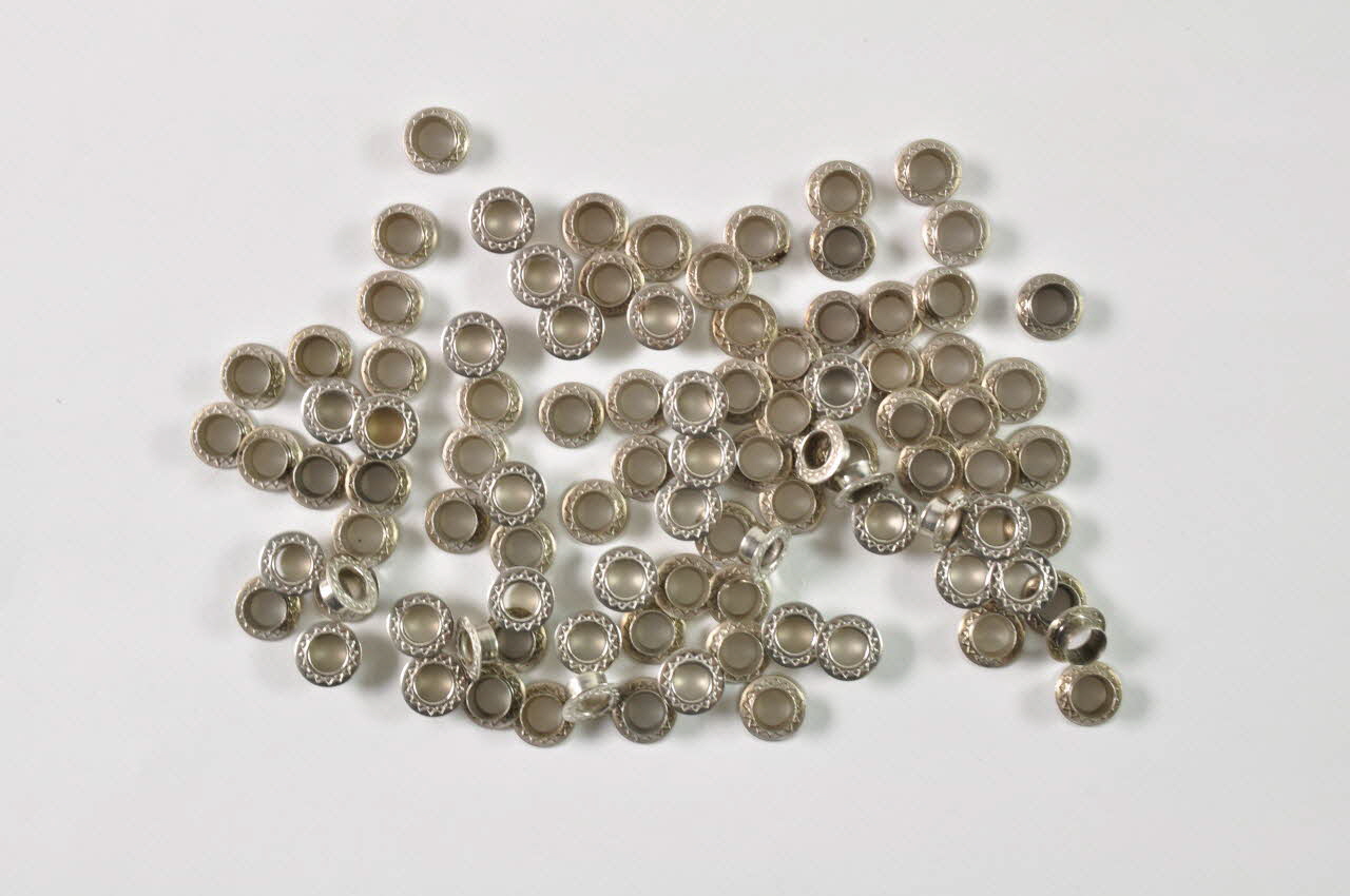 OEILLETS 1998.62.42.2.4.1-97  Photo Mucem