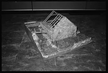 Réunion des musées nationaux - Grand Palais photographie Maquette du moulin à eau de la Vayssuère de Lunet France 1974/12/1 Ph.1975.4.179  Photo