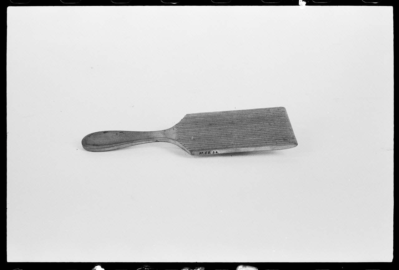Jacques Hoepffner photographie Pelle à beurre France 1976/7/1 Ph.1976.1.1075 Photo
