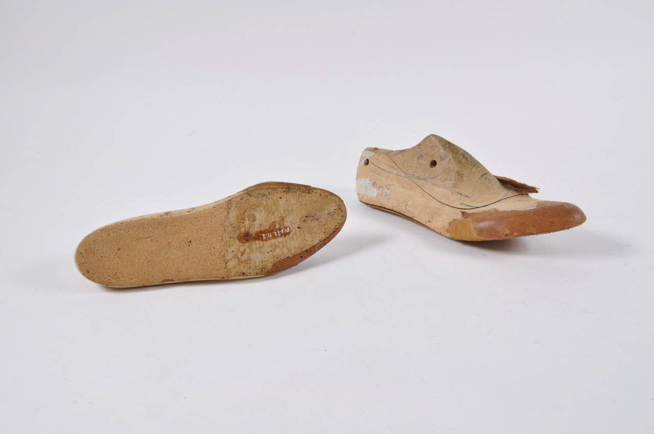 FORME A CHAUSSURE 1999.22.11.1-2 Photo Mucem
