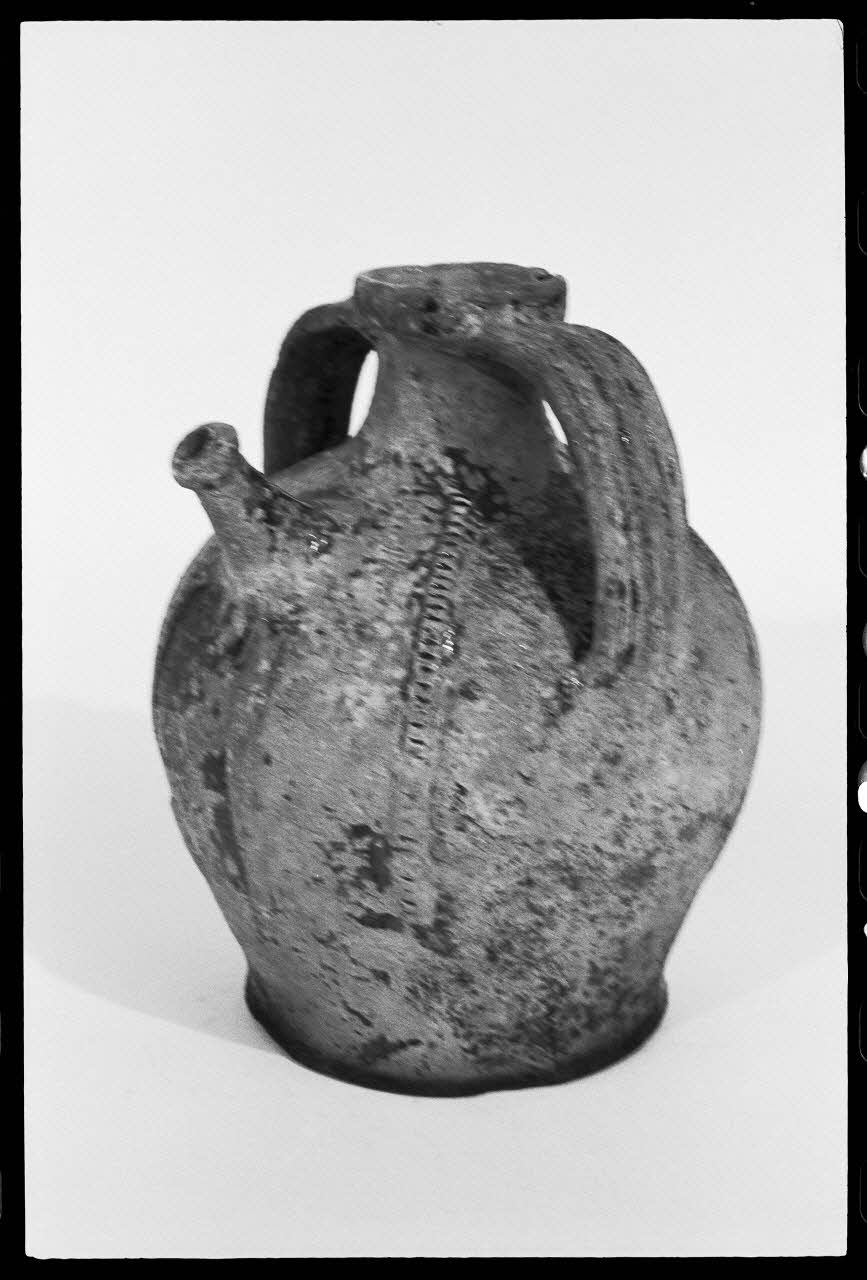 Jacques Hoepffner photographie Jarre à huile France 1976/12/1 Ph.1976.1.1333 Photo