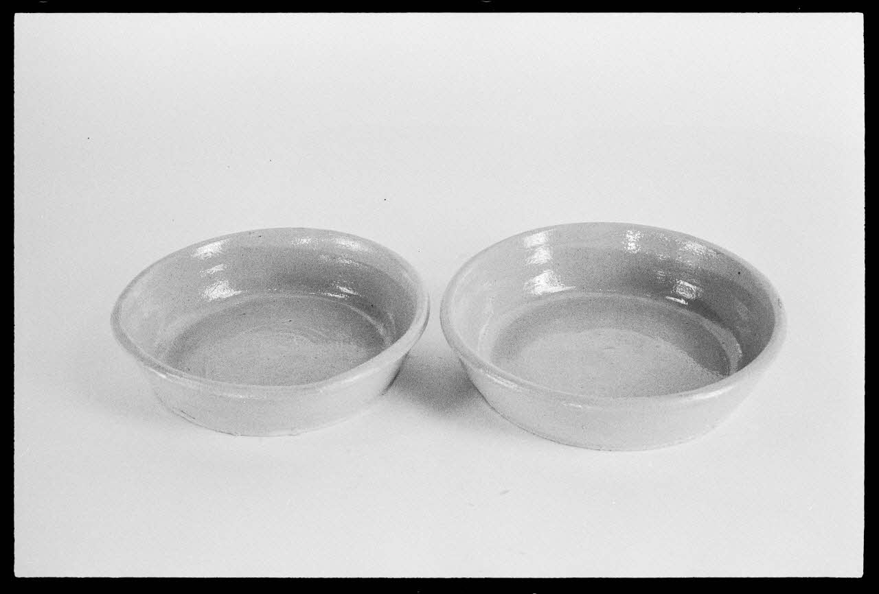 Alain Guey photographie Deux plats ronds Alsace, France 1976/6/1 Ph.1976.1.480 Photo