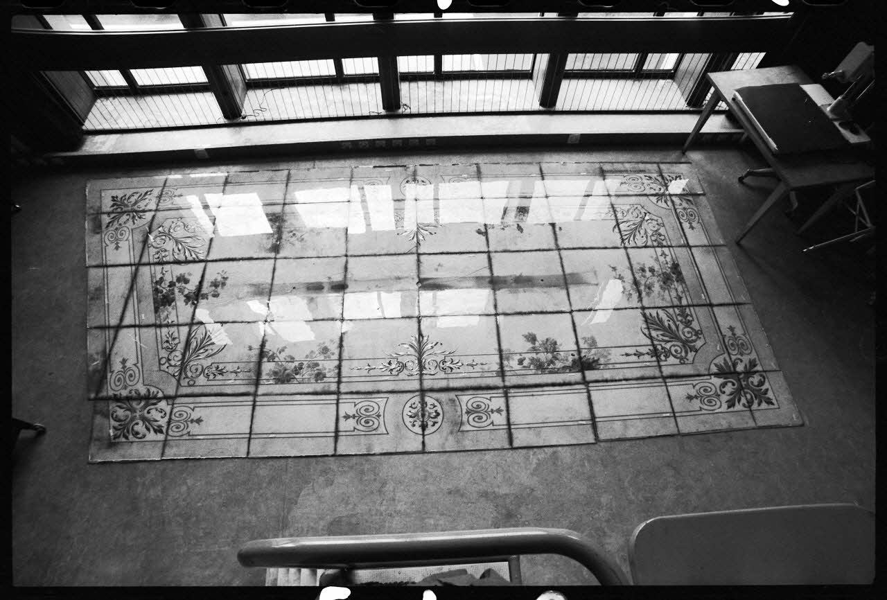 M. Harley photographie Ensemble. Plafond d'une boulangerie Ile-de-France, France 1976/6/1 Ph.1976.1.646 Photo