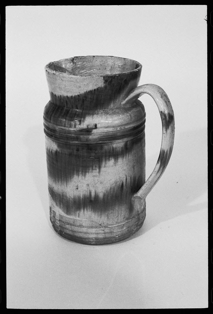 Jacques Hoepffner photographie Pot à lait France 1976/7/1 Ph.1976.1.944 Photo