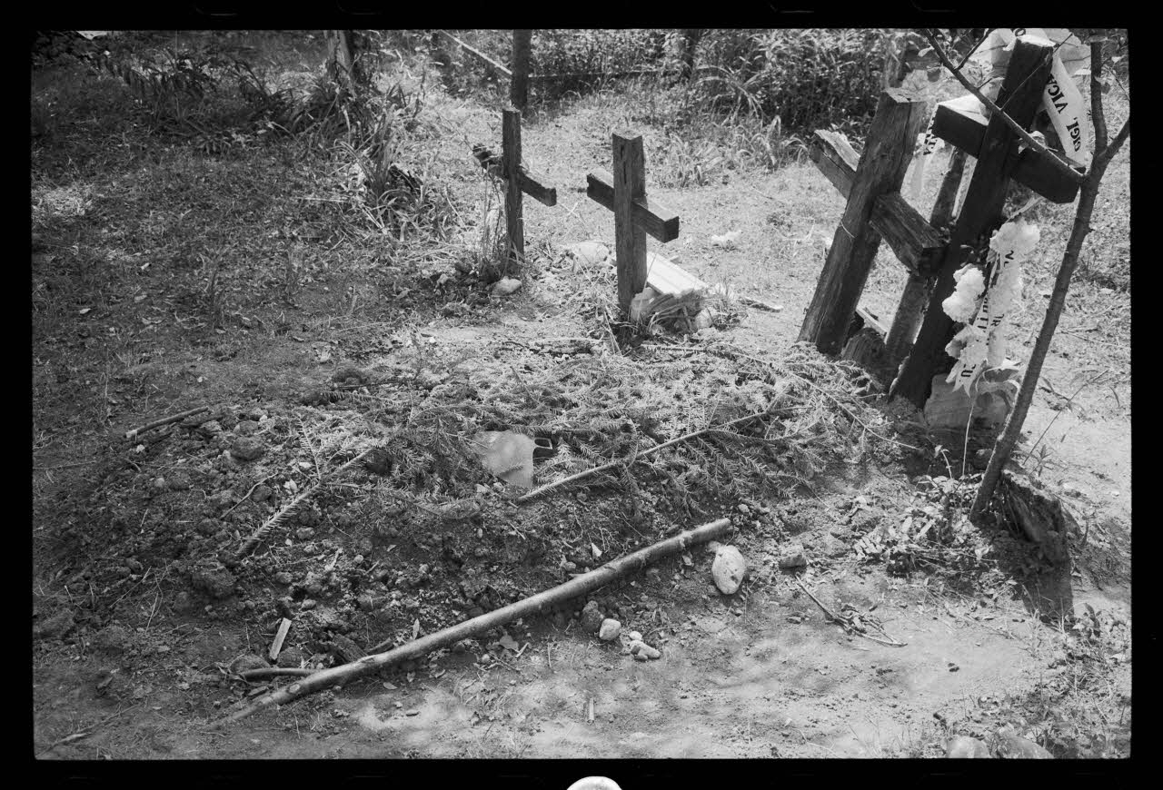 Jean Cuisenier photographie Enquête conduite par Jean Cuisenier en Roumanie (septembre 1975) Olténie, Roumanie 1975/9/1 Ph.1976.148.8 Photo