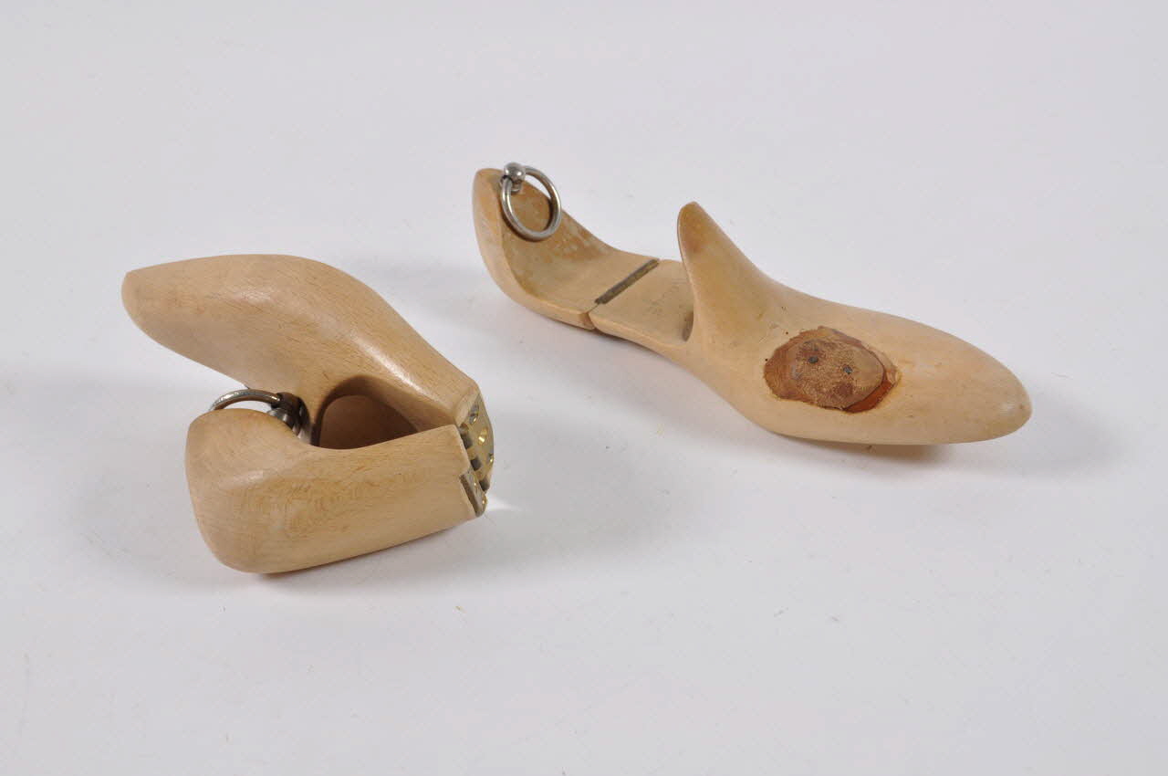 FORME A CHAUSSURE 1999.22.7.1-2 Photo Mucem