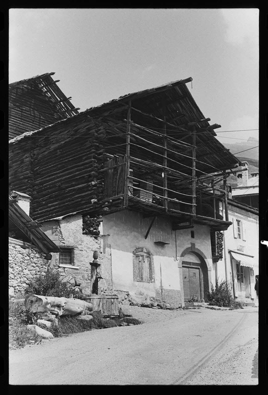 photographie MNATP. Chantier 1425. Enquête sur l'architecture rurale de la France (1968-1990) Ph.1978.326.49 Photo