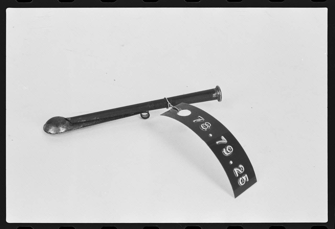 photographie Appeau de pluvier Ph.1979.1.106 Photo