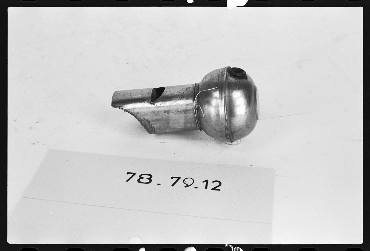 photographie Appeau de tourterelle Ph.1979.1.120 Photo