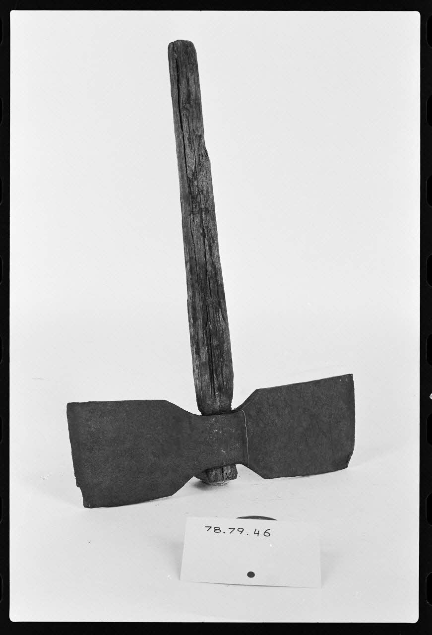 Alain Guey photographie Hache de carrier France 1954 Ph.1979.1.125 Photo