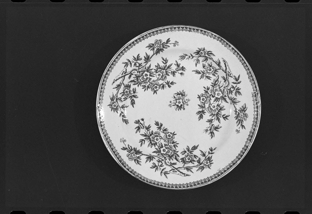 Marc Beaudenom photographie Assiette Pays de la Loire, France 1979 Ph.1979.1.3 Photo