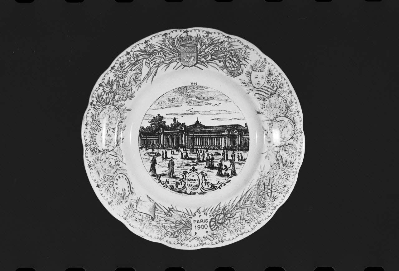 Marc Beaudenom photographie Assiette plate Languedoc-Roussillon, France 1979 Ph.1979.1.375 Photo