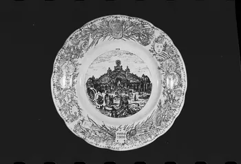 Marc Beaudenom photographie Assiette plate Languedoc-Roussillon, France 1979 Ph.1979.1.376 Photo