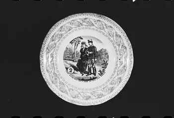 Marc Beaudenom photographie Assiette plate Languedoc-Roussillon, France 1979 Ph.1979.1.384 Photo