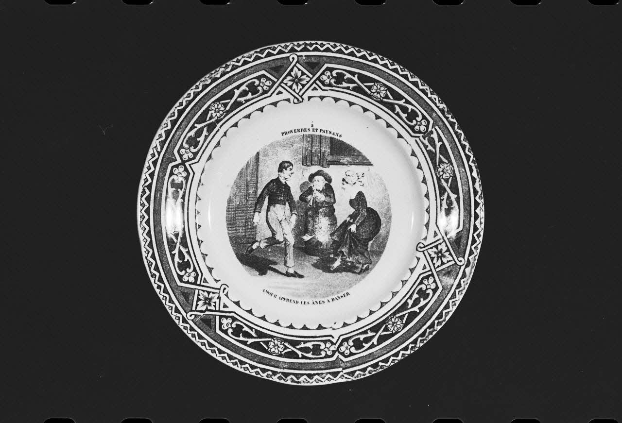 Marc Beaudenom photographie Assiette plate Languedoc-Roussillon, France 1979 Ph.1979.1.407 Photo
