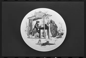Marc Beaudenom photographie Assiette plate Rhône-Alpes, France 1979 Ph.1979.1.464  Photo