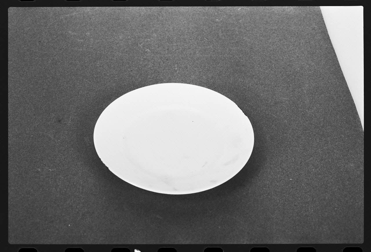 Marc Beaudenom photographie Assiette Haute-Normandie, France 1979 Ph.1979.1.570 Photo