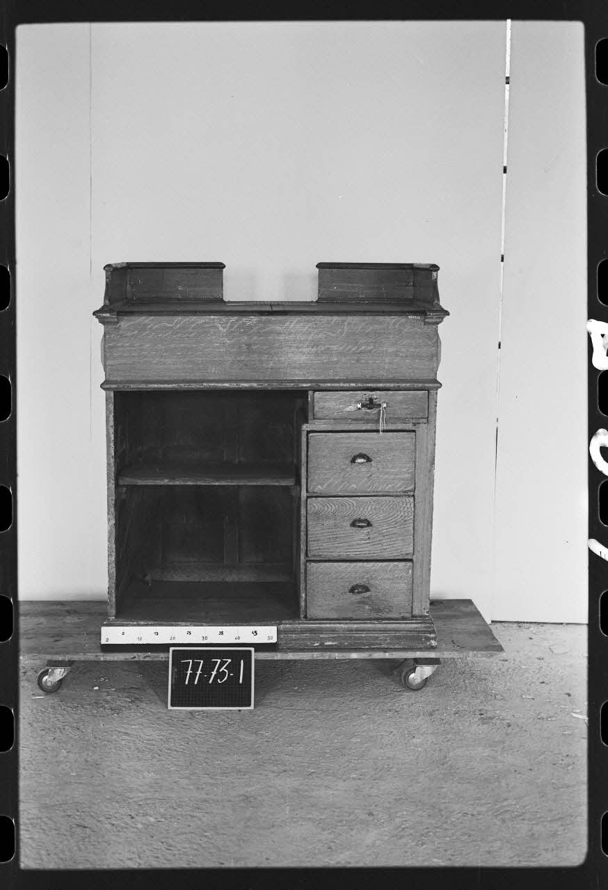 Marc Beaudenom photographie Stockage de cordonnerie Ile-de-France, France 1979 Ph.1979.1.697 Photo