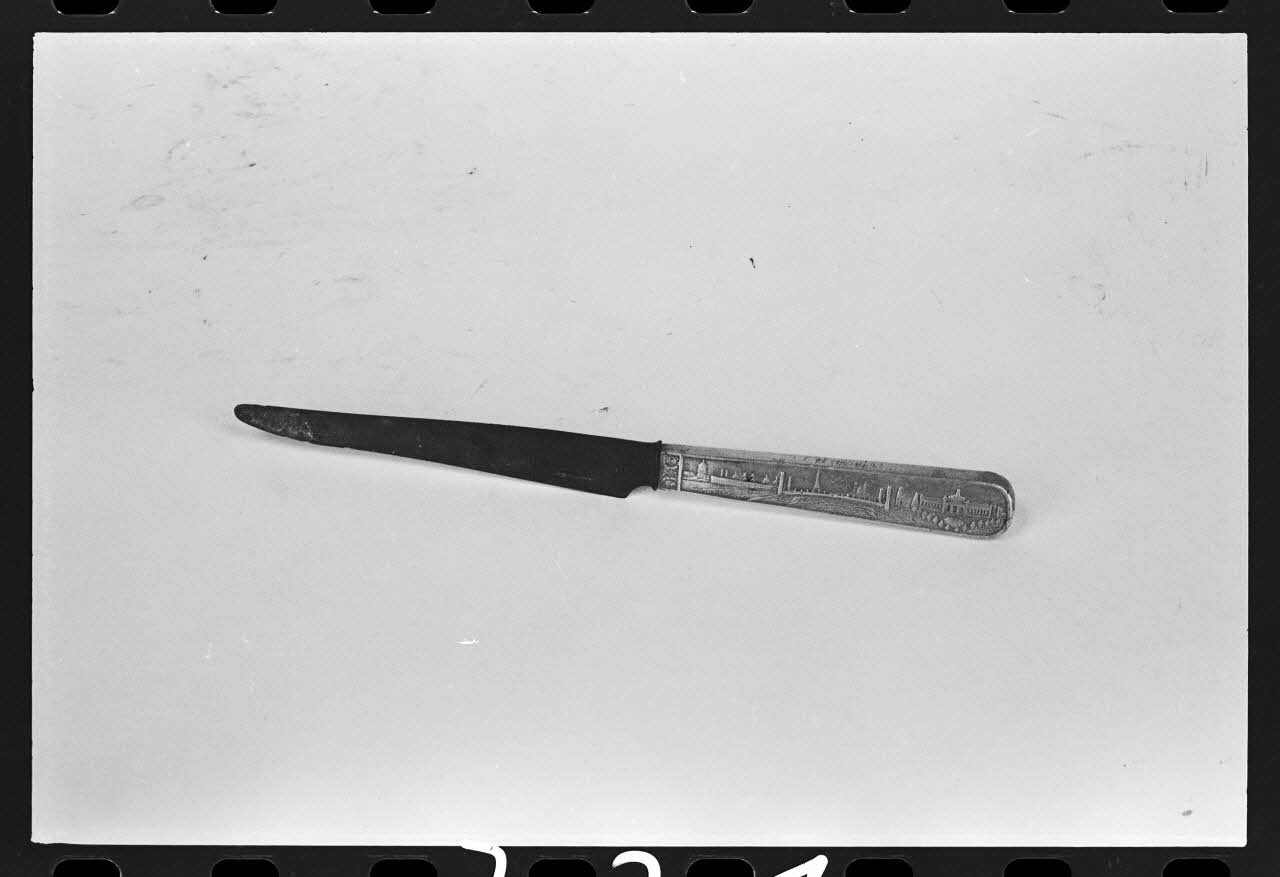 Marc Beaudenom photographie Couteau de table France 1979 Ph.1979.1.771 Photo