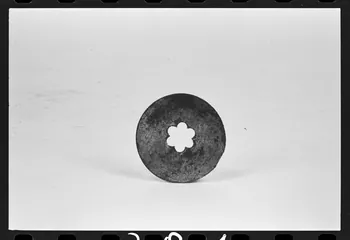 Marc Beaudenom photographie Emporte-pièce pour piston de pâtissier Poitou-Charentes, France 1979 Ph.1979.1.781 Photo
