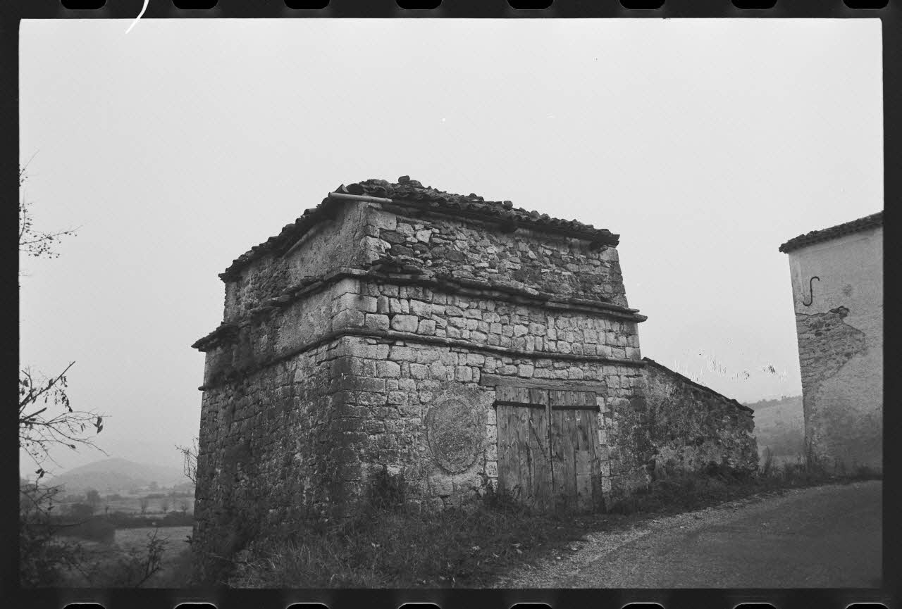 photographie Bâtiment annexe au château Ph.1979.302.16  Photo