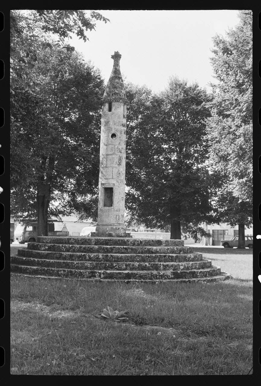 photographie MNATP. Chantier 1425. Enquête sur l'architecture rurale de la France (1968-1990) Ph.1979.305.105 Photo
