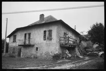 photographie Toit à quatre versants, avec un balcon Ph.1979.326.9 Photo