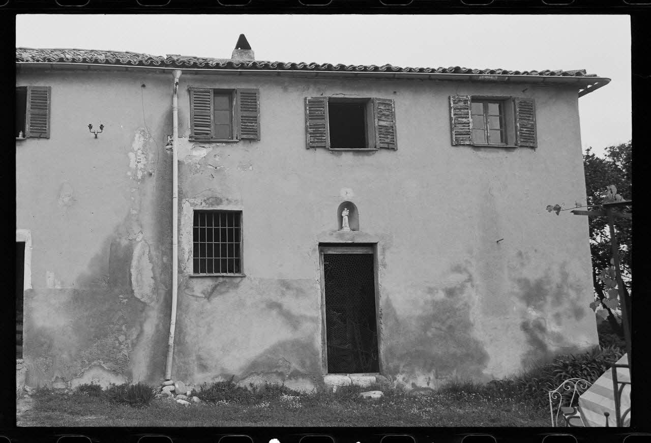 photographie Façade principale de la maison Ph.1979.333.215 Photo