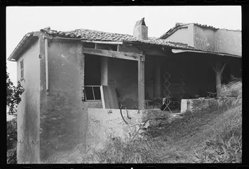 photographie Maisons de deux types différents Ph.1979.333.244 Photo