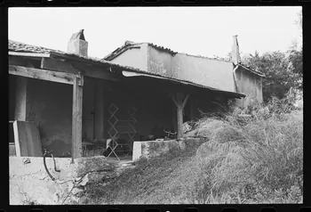 photographie Maisons de deux types différents Ph.1979.333.245 Photo