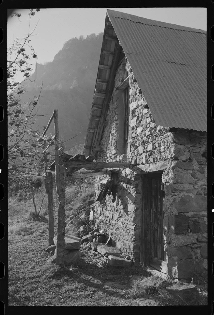 photographie Grange avec un logement temporaire de berger Ph.1979.333.332 Photo