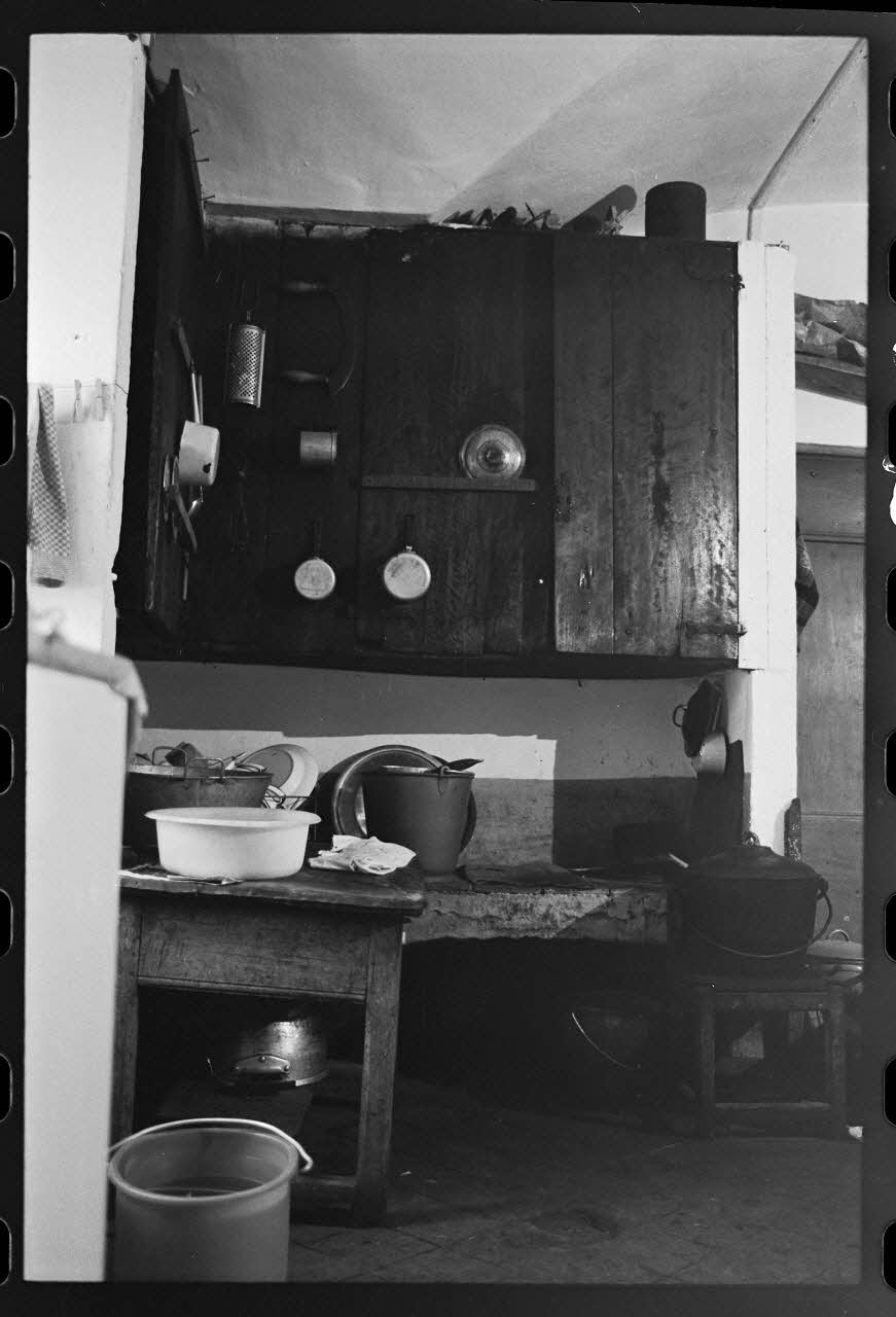 photographie Exploitation agricole : ferme agricole. Vue intérieure : la cuisine Ph.1979.333.58 Photo