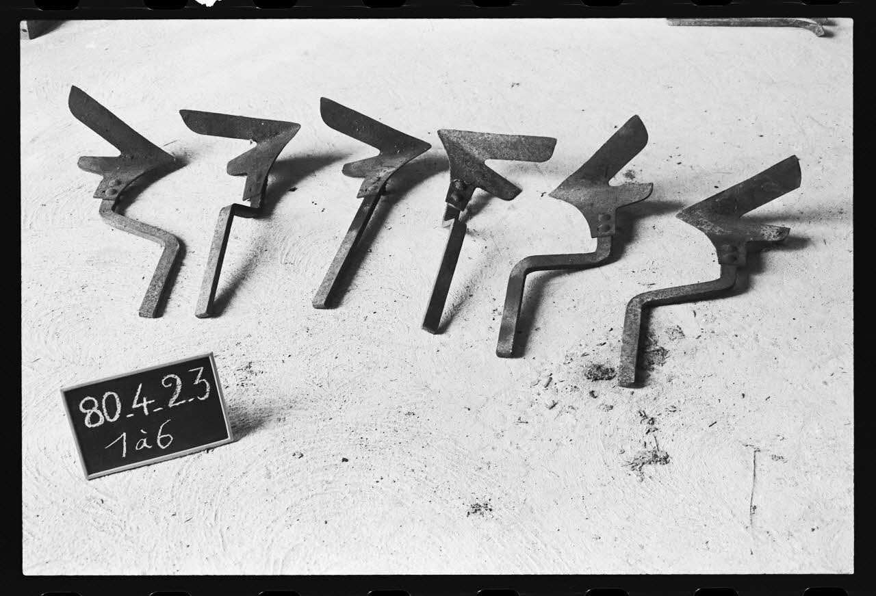 photographie Outillage agricole : socs de bineuse Ph.1980.1.595 Photo