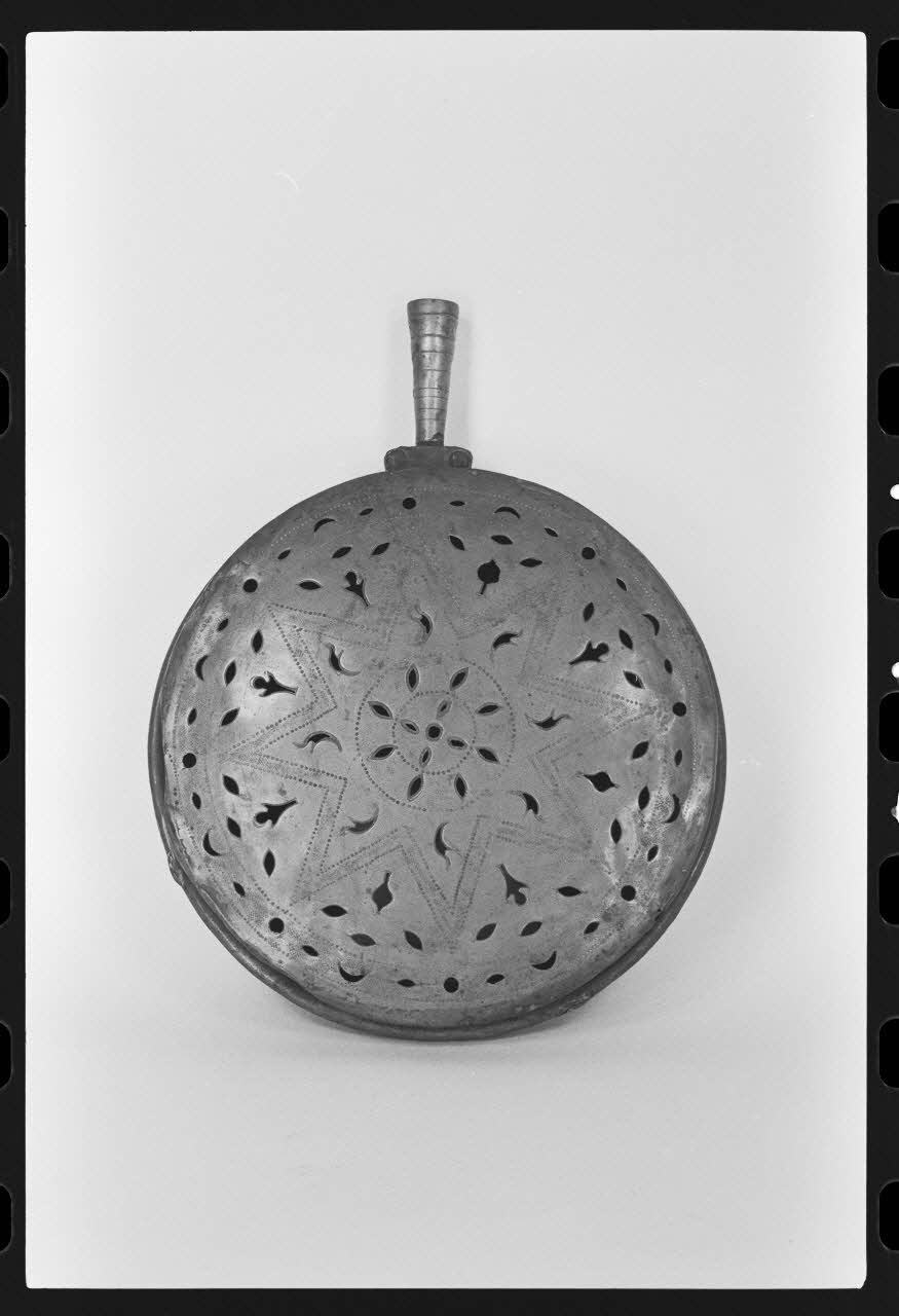 photographie Bassinoire couverte Ph.1980.1.741 Photo