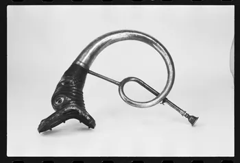 photographie Aérophone : buccin du Premier Empire Ph.1980.1.864  Photo