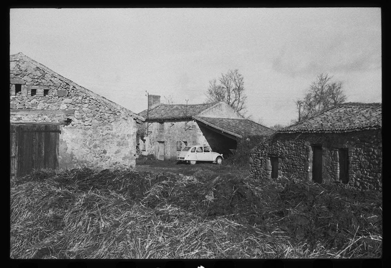 photographie MNATP. Chantier 1425. Enquête sur l'architecture rurale de la France (1968-1990) Ph.1980.317.62 Photo
