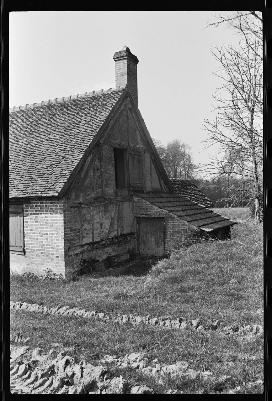 photographie MNATP. Chantier 1425. Enquête sur l'architecture rurale de la France (1968-1990) Ph.1980.326.121 Photo