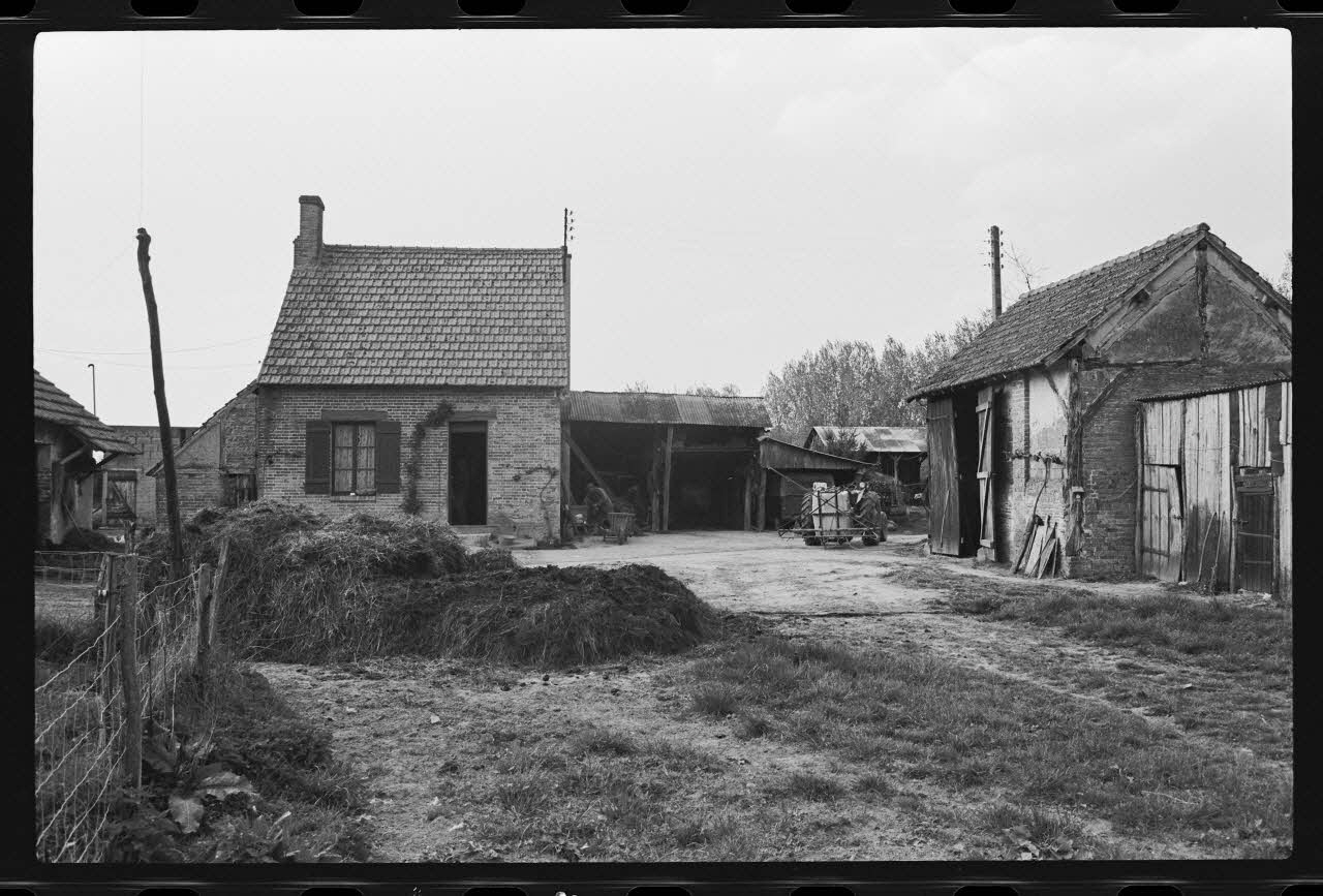 photographie MNATP. Chantier 1425. Enquête sur l'architecture rurale de la France (1968-1990) Ph.1980.326.144 Photo